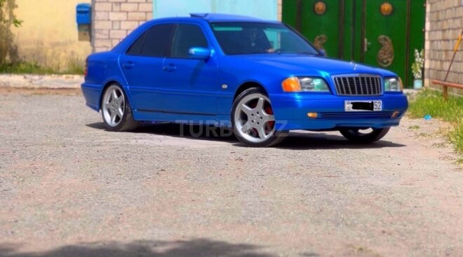 Mercedes C 230 1995, 256,688 km - 2.3 l - Salyan