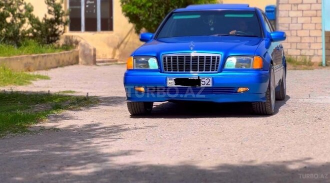 Mercedes C 230 1995, 256,688 km - 2.3 l - Salyan