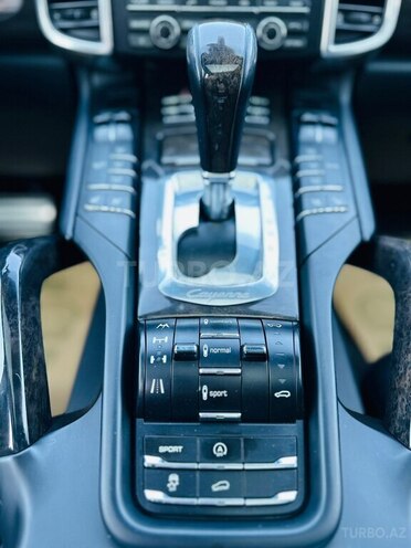 Porsche Cayenne GTS 2013, 178,000 km - 4.8 л - Bakı