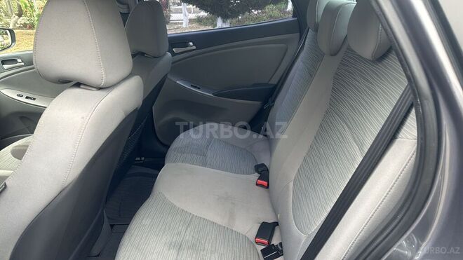 Hyundai Accent 2015, 129,000 km - 1.6 л - Bakı