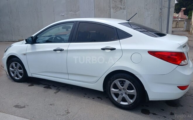 Hyundai Accent 2012, 185,000 km - 1.4 l - Bakı