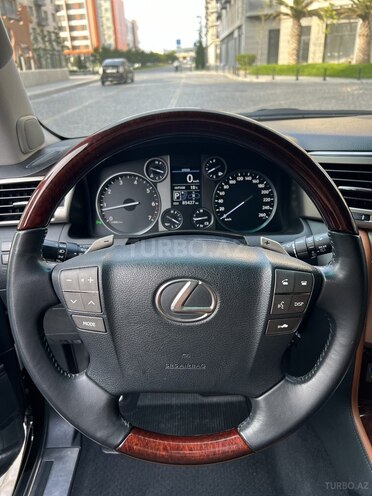 Lexus LX 570