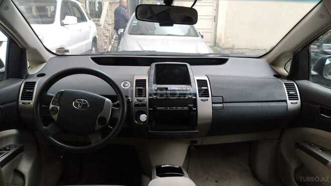 Toyota Prius 2006, 300,000 km - 1.5 l - Bakı