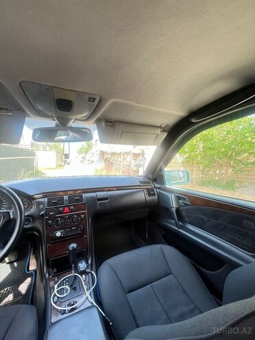 Mercedes E 230 1997, 320,504 km - 2.3 l - Bakı