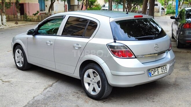 Opel Astra 2009, 228,635 km - 1.4 l - Sumqayıt