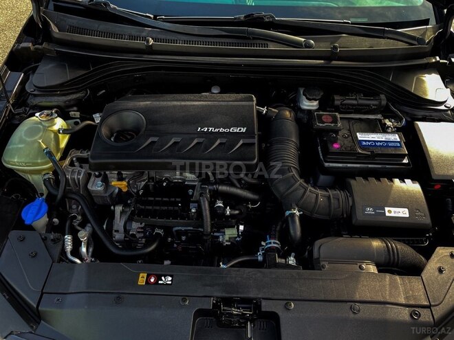 Hyundai Elantra 2018, 128,426 km - 1.6 l - Bakı