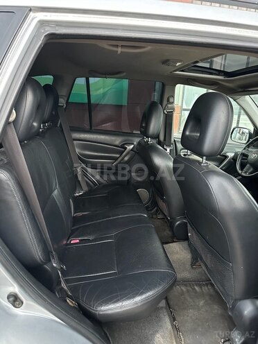 Toyota RAV4 2004, 232,524 km - 2.0 l - Bakı