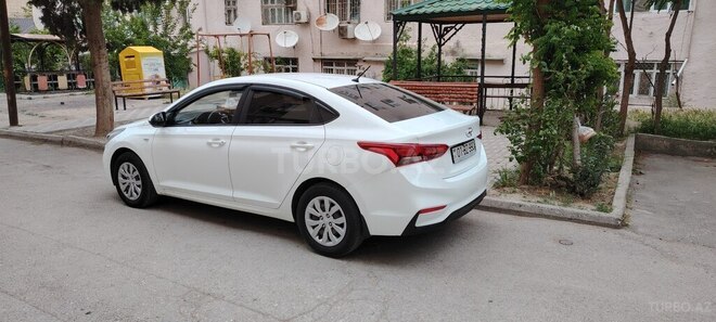 Hyundai Accent 2018, 115,000 km - 1.6 l - Bakı