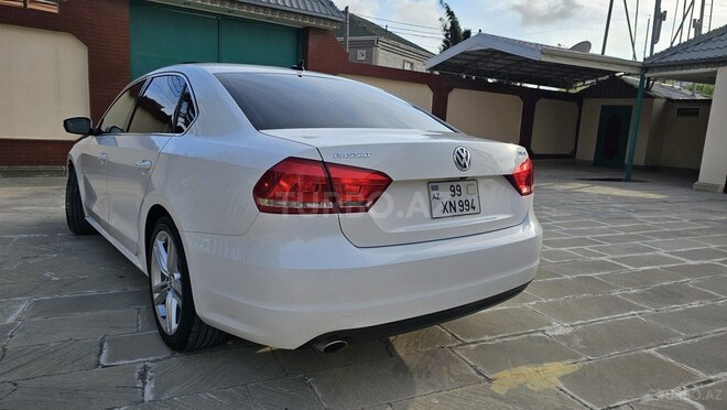 Volkswagen Passat 2014, 127,000 km - 1.8 l - Bakı