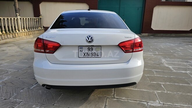Volkswagen Passat 2014, 127,000 km - 1.8 l - Bakı