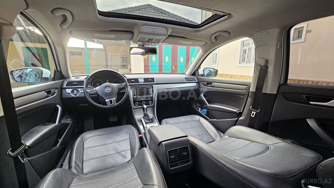 Volkswagen Passat 2014, 127,000 km - 1.8 l - Bakı