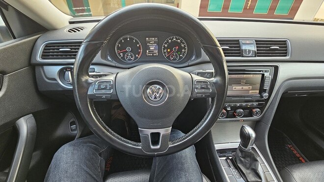Volkswagen Passat 2014, 127,000 km - 1.8 l - Bakı