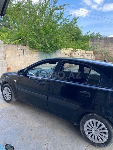 Kia Rio 2005, 381,000 km - 1.5 l - Şirvan