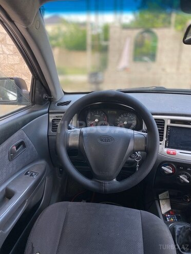 Kia Rio 2005, 381,000 km - 1.5 l - Şirvan
