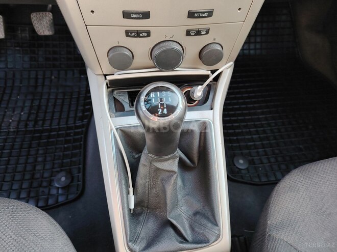 Opel Astra 2007, 297,000 km - 1.4 л - Gəncə