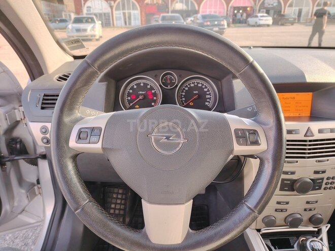 Opel Astra 2007, 297,000 km - 1.4 л - Gəncə