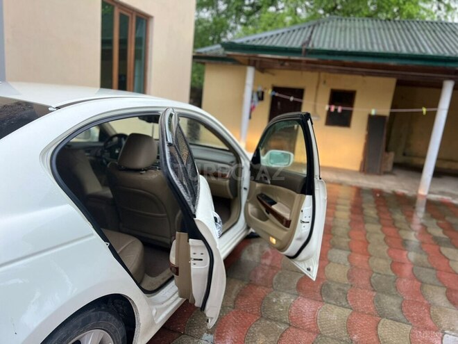 Honda Accord 2008, 360,000 km - 2.4 l - Astara
