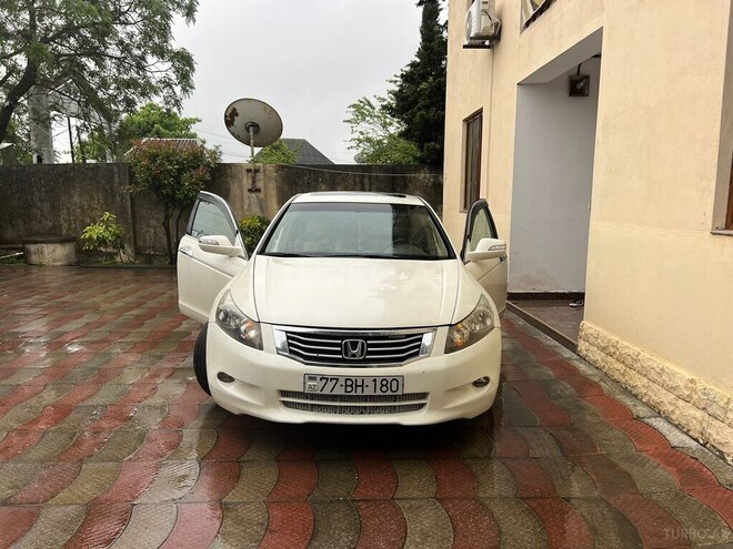 Honda Accord 2008, 360,000 km - 2.4 l - Astara