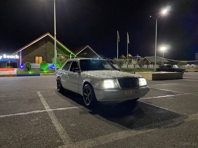 Mercedes C 220 1994, 200,000 km - 2.2 л - Sumqayıt