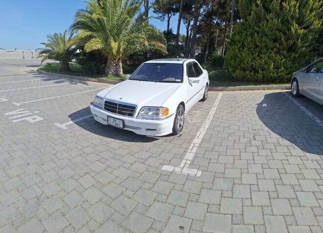 Mercedes C 230 1997, 500,000 km - 2.3 l - Bakı