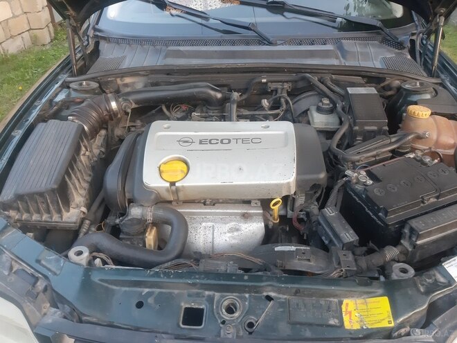 Opel Vectra 1999, 352,111 km - 1.6 l - Zaqatala