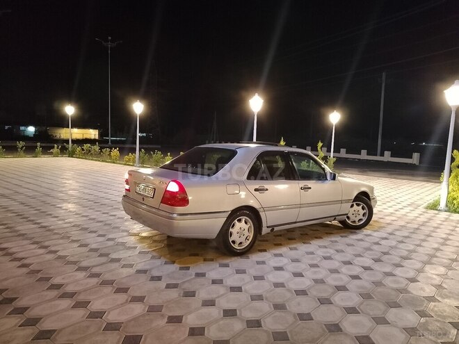 Mercedes C 180 1996, 435,000 km - 1.8 l - Saatlı