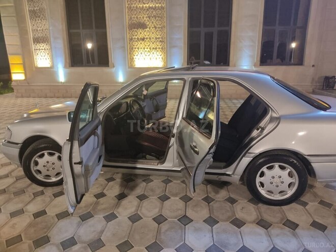 Mercedes C 180 1996, 435,000 km - 1.8 l - Saatlı
