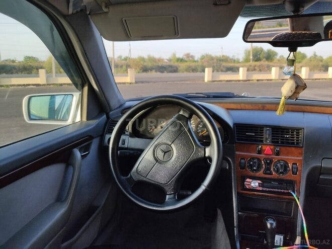 Mercedes C 180 1996, 435,000 km - 1.8 l - Saatlı