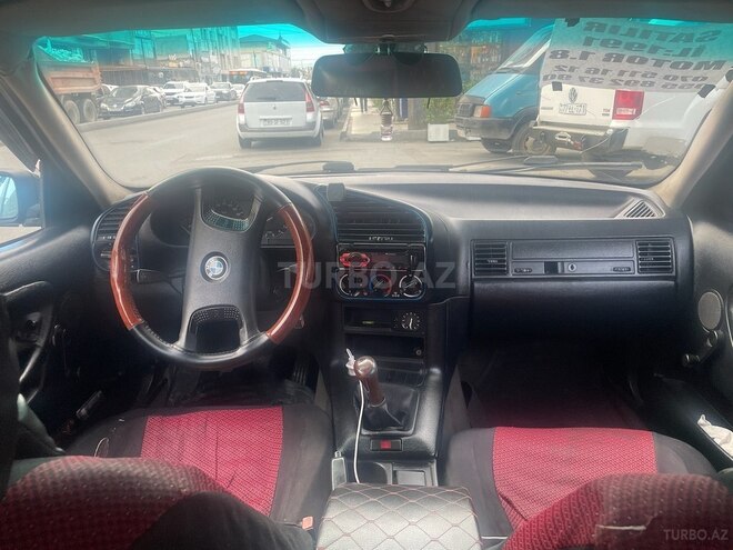 BMW 318 1991, 478,000 km - 1.8 л - Xırdalan
