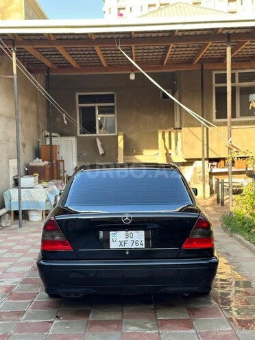 Mercedes C 220 1998, 320,000 km - 2.2 l - Bakı