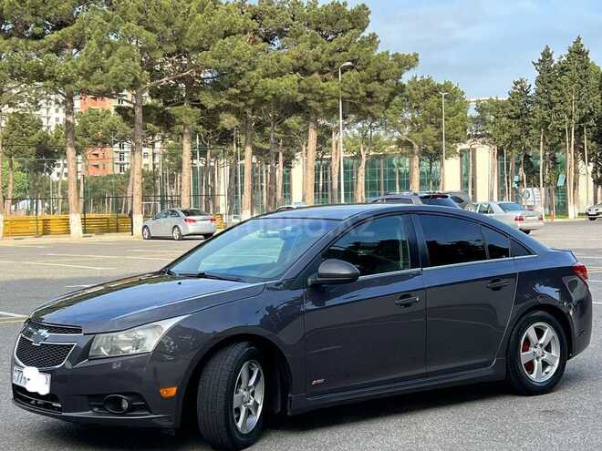 Chevrolet Cruze 2011, 283,245 km - 1.4 l - Sumqayıt