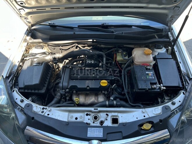 Opel Astra 2005, 225,024 km - 1.4 l - Zaqatala