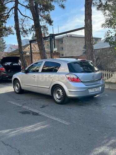 Opel Astra 2005, 225,024 km - 1.4 l - Zaqatala