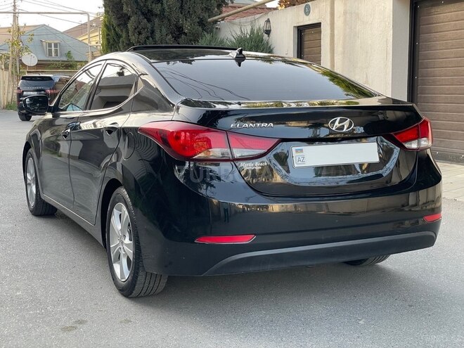 Hyundai Elantra 2015, 94,444 km - 1.8 l - Bakı
