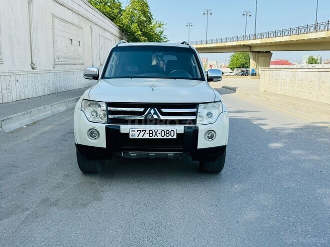 Mitsubishi Pajero 2008, 196,000 km - 3.0 l - Bakı