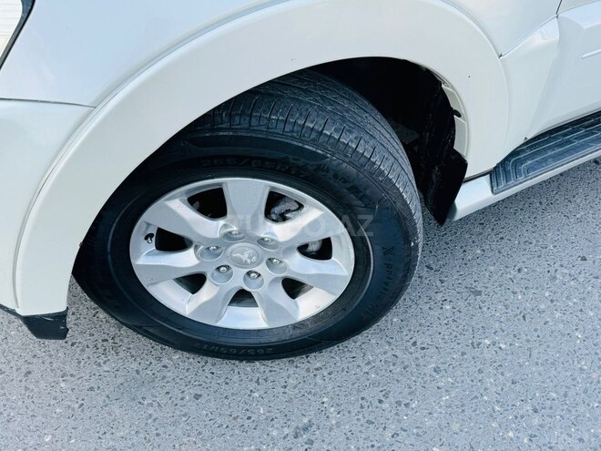 Mitsubishi Pajero 2008, 196,000 km - 3.0 l - Bakı
