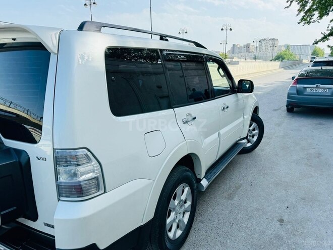 Mitsubishi Pajero 2008, 196,000 km - 3.0 l - Bakı