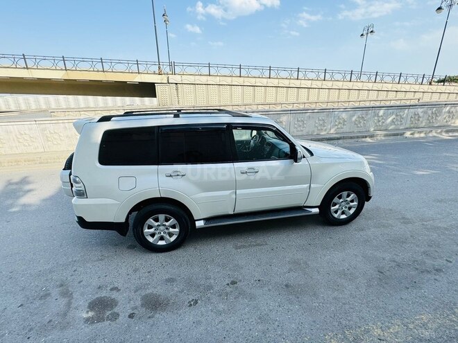 Mitsubishi Pajero 2008, 196,000 km - 3.0 l - Bakı