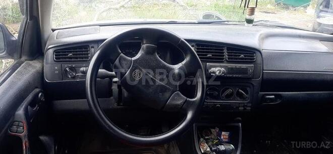 Volkswagen Golf 1995, 280,000 km - 1.8 l - Bakı