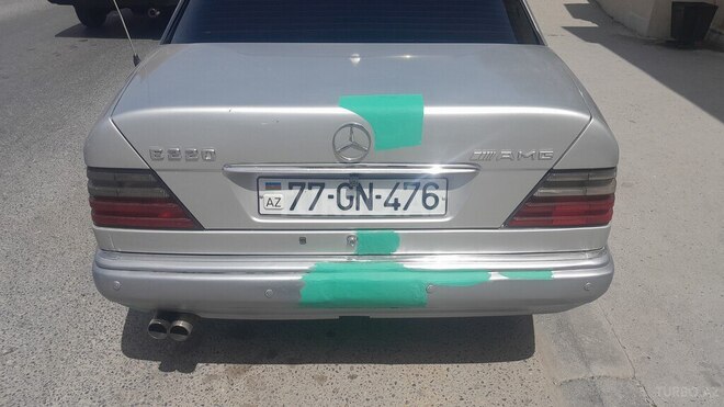 Mercedes E 220 1994, 597,430 km - 2.2 l - Bakı