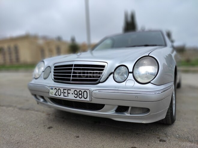 Mercedes E 240 2000, 396,000 km - 2.6 l - Gəncə