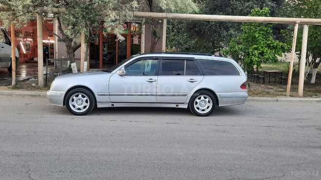 Mercedes E 220 d 2001, 447,409 km - 2.2 л - Sumqayıt