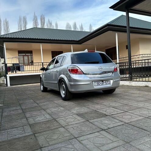 Opel Astra 2006, 268,000 km - 1.4 l - Zərdab