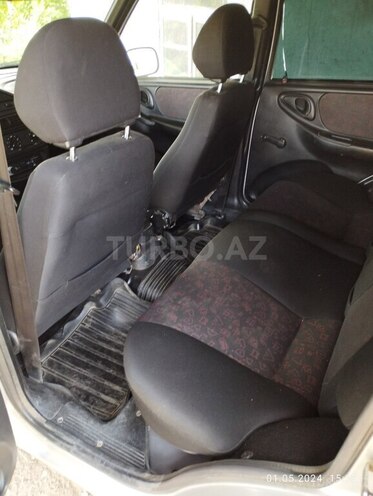 Chevrolet Niva 2006, 245,000 km - 1.7 л - Lerik