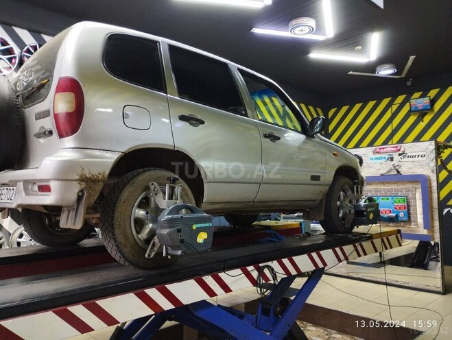 Chevrolet Niva 2006, 245,000 km - 1.7 л - Lerik