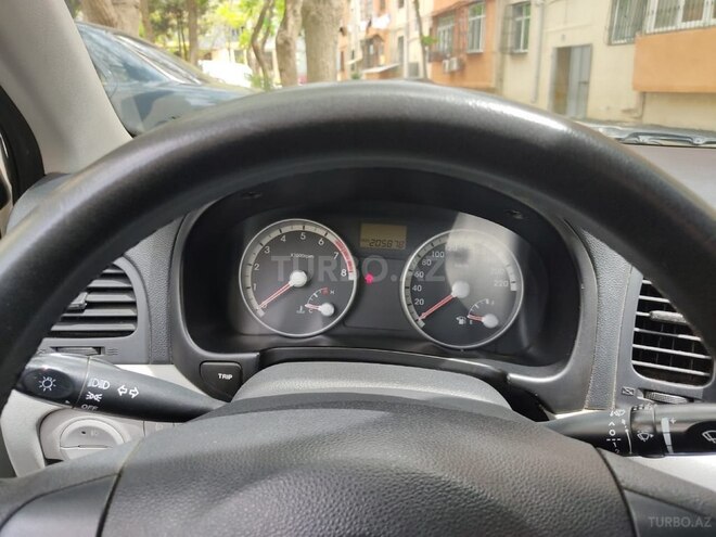 Hyundai Accent 2009, 205,000 km - 1.4 l - Masallı