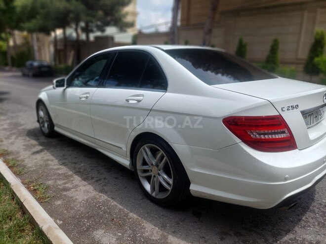 Mercedes C 250 2014, 259,320 km - 1.8 l - Bakı