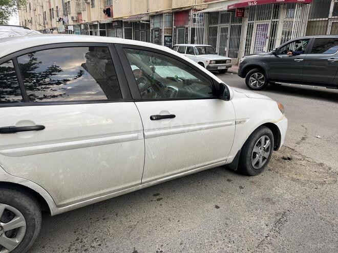 Hyundai Accent 2008, 200,000 km - 1.6 l - Bakı