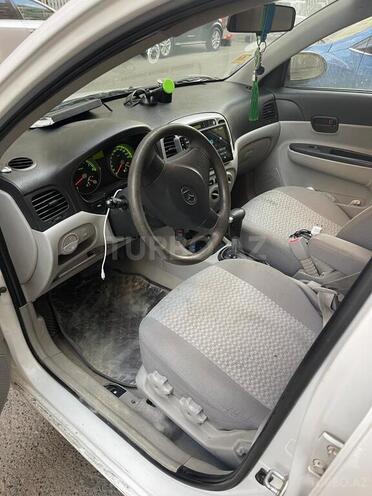 Hyundai Accent 2008, 200,000 km - 1.6 l - Bakı