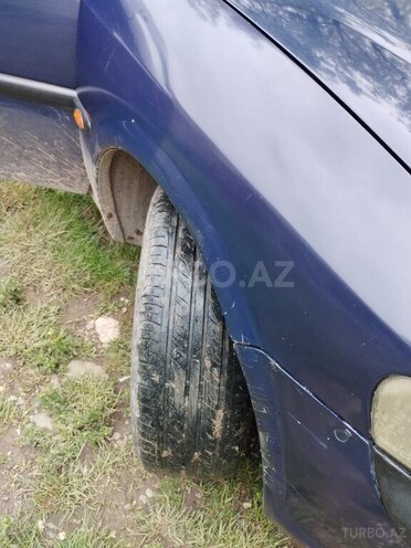 Opel Vectra 1999, 350,000 km - 1.6 l - Quba